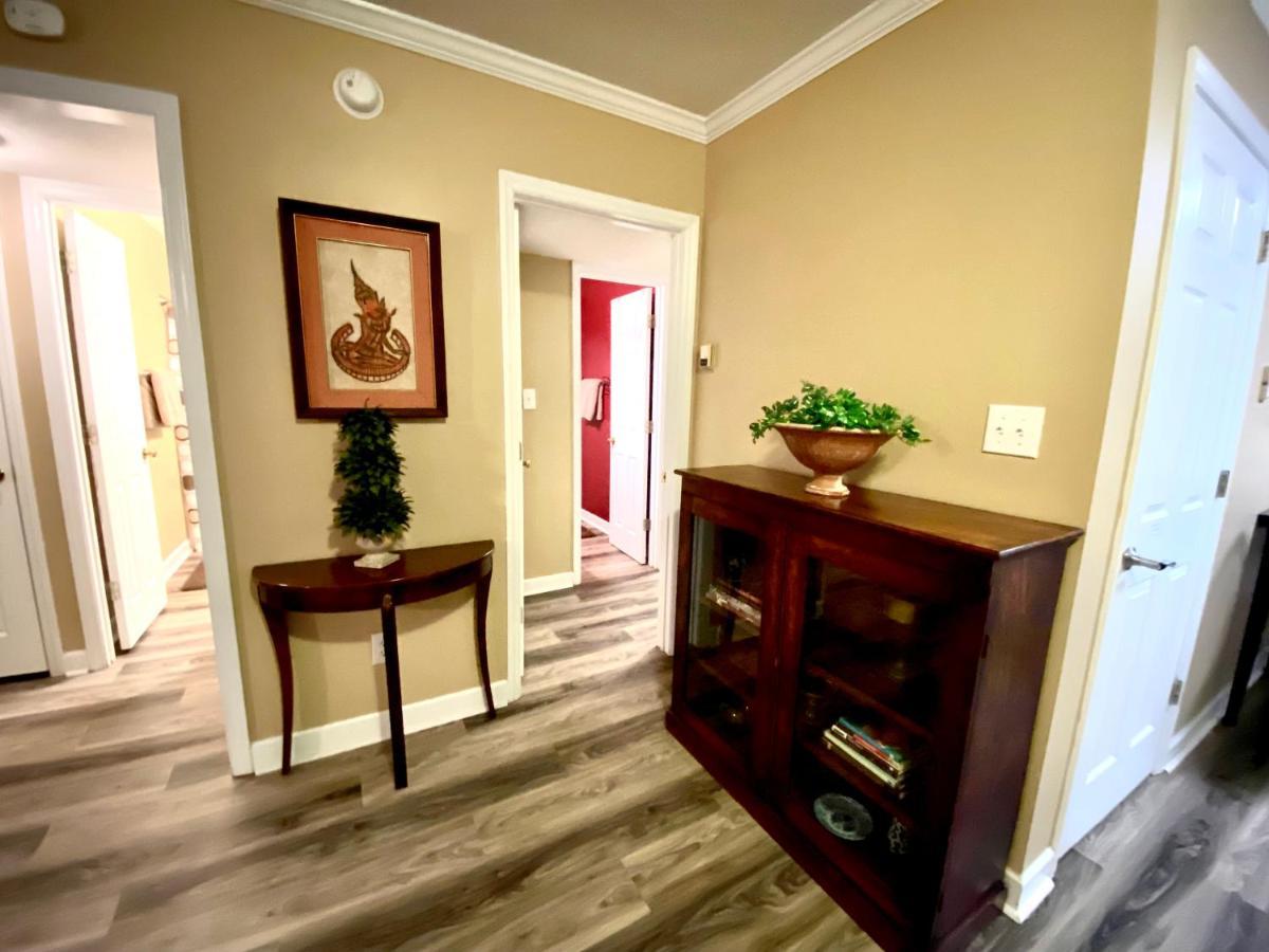 Trendy 2Bed 2 Bath Villa In The Village With King Bed Raleigh Exterior foto